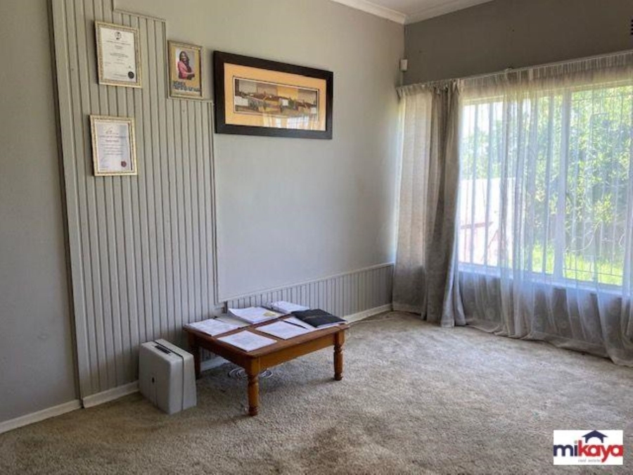 4 Bedroom Property for Sale in Roodewal Free State